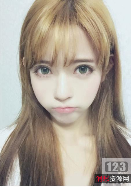 00后美少女主播《嫩嫩小姐姐》青纯诱人纱裙穿搭,2集视频总1G大小