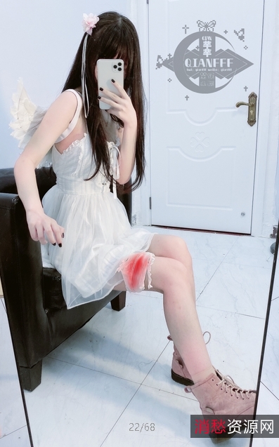 虎牙当红小仙女芊芊COS合集：粉嫩幼齿飞机场大片震撼上线