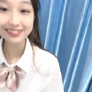 火辣性感网络红人李溪研经典视频合集50V30G，甜美长相引人入胜