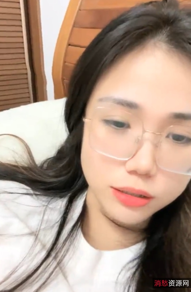 妮妮合集劲爆反差妞60部56G眼镜妹