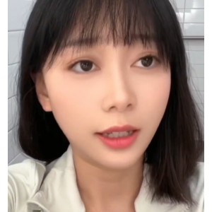 Telegram露娜酱私拍女仆装合集21部太顶了