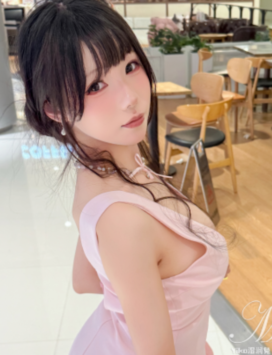 四月合集Yiko湿润兔4套6.86G推特福利姬超值珍藏