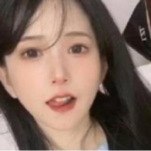 推特倦倦喵少女枪械师合集1.1G太丰满了