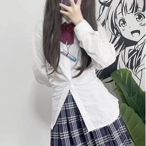 抖音兔兔酱7V私密短片7部123MB长发蕾丝喘扭娇小汗味