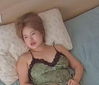 酒店乖乖女与大爷私密视频1部1.13G现场直击