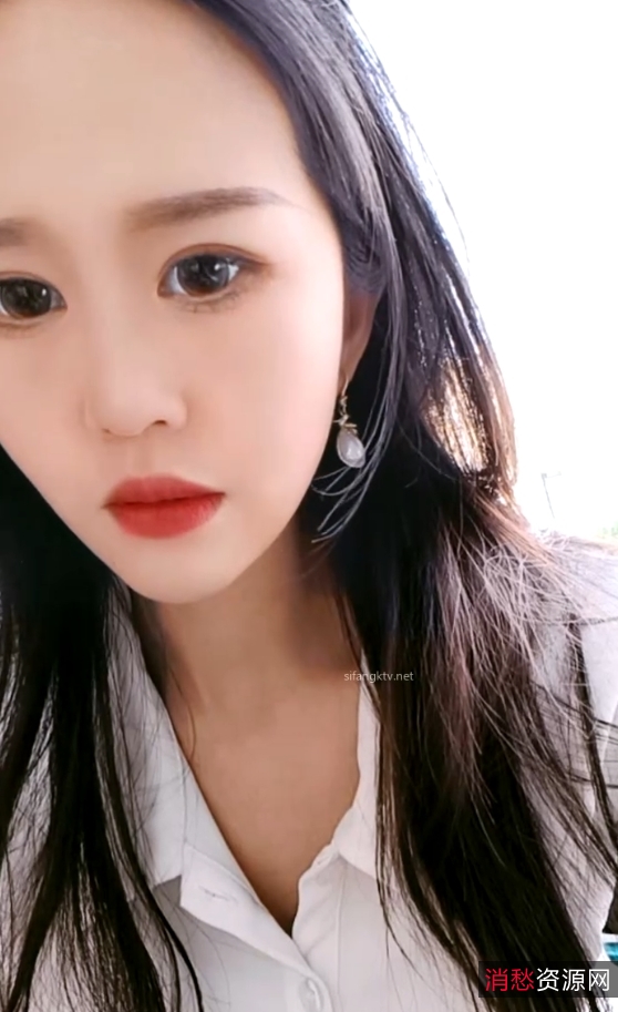 乌苏儿户外视频38部合集16.4G小性感