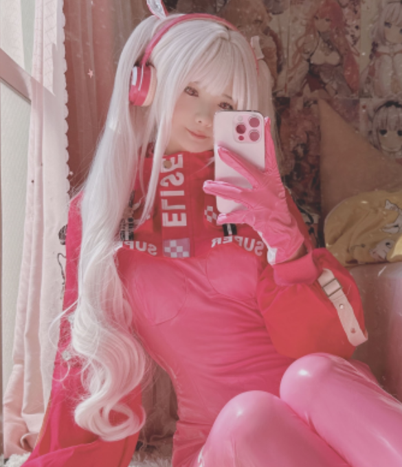 微博习呆呆绝密展示cos合集137套8.9G黑丝盛宴