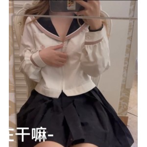 推特肉肉福利姬超绝合集45.6G浴室湿身20v太顶了