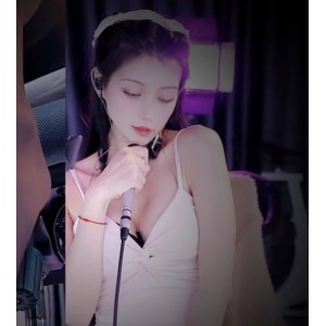 斗鱼虎牙柚亚紧身舞合集3部0.62G顶级配置