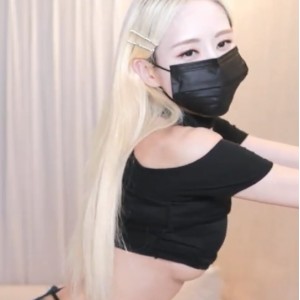 小破站mayday0505粉嫩娇娃手机自拍合集5.36G42部