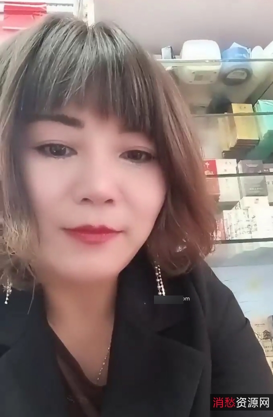 风儿轻轻吹蜜桃臀私拍19v11.3g推特